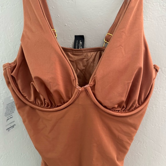 Gabifresh swimsuits for all Rose Gold One Piece Swimsuit plunge ruched 16D/DD - Picture 3 of 7
